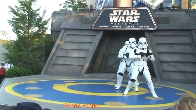 ТОП 5 Дарт Вейдер танцует Подборка танцев Дарт Вейдера Darth Vader dancing смотреть онлайн