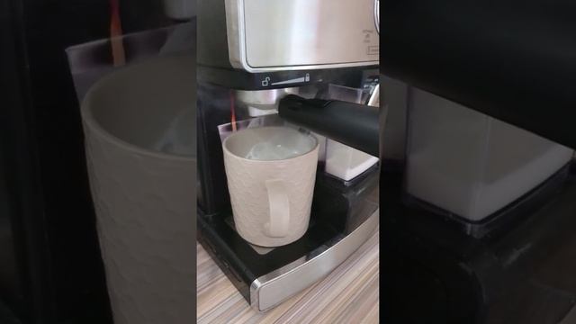 Кофе лате в кофемашине Vitek. Как приготовить лате. смотреть онлайн