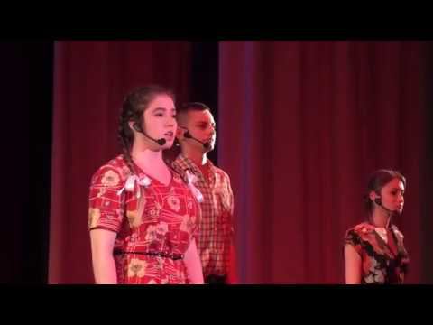 Торжественный вечер, посвященный 100-летию ВЛКСМ Таганрога