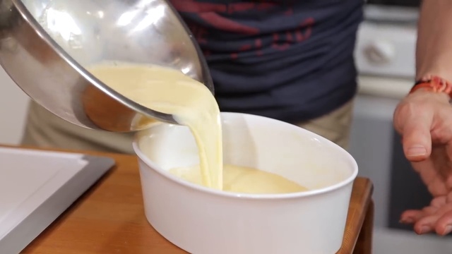 Завтрак из детства. Воздушный омлет. Пышный, как в детском саду смотреть онлайн