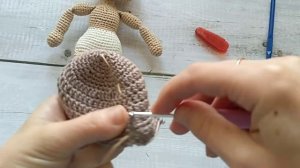 Волосы для вязаной куклы. Как я вяжу парик.