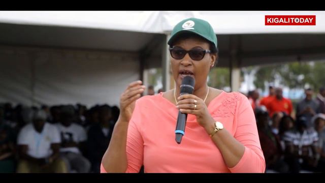 Ibiti Byera Imbuto Ziribwa Mujye Muzifungura Mbere Yo Kwihutira Kuzigurisha:  Hon.  Mukabalisa