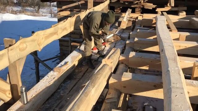Уроки работы топором плотника. Отвечаем на ваши вопросы...26.01.17г. смотреть онлайн
