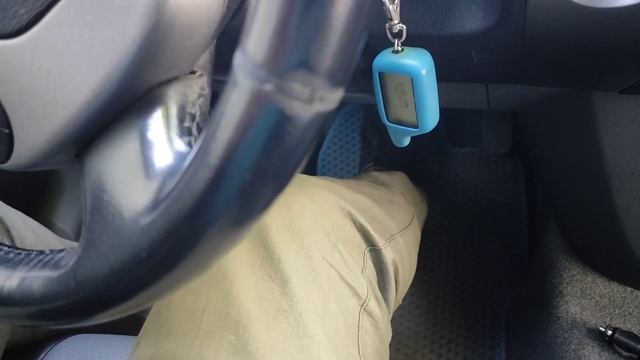 Toyota Prius: Эти 3 признака скажут вам о том, что 12в аккумулятор разряжен смотреть онлайн