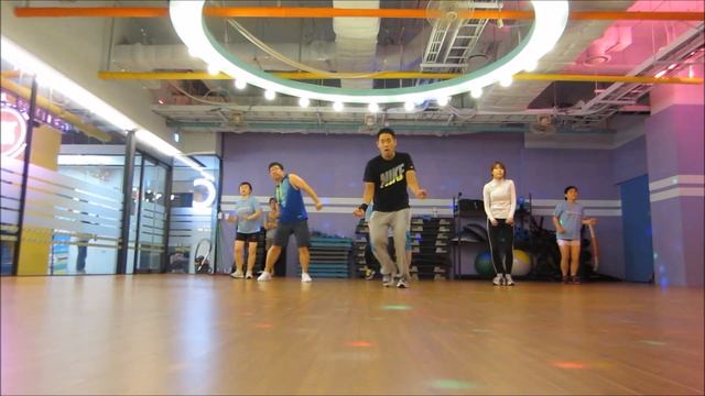 Alx Veliz-Dancing kizomba 키좀바/ Zumba Choreo 줌바 안무 смотреть онлайн