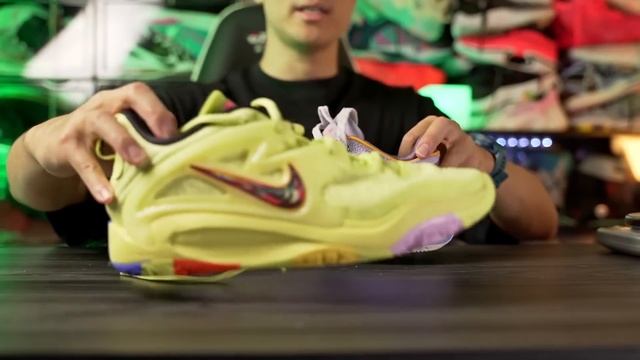 Lebron vs KD! Nike Lebron 20 vs Nike KD 15! What's Better? смотреть онлайн