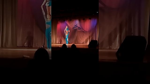 Я тоже очень люблю гимнастику .. смотреть онлайн