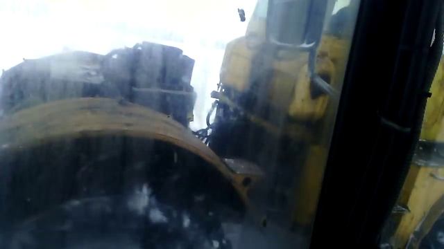 К-700 с косой лопатой в поле делает мне дорогу RUSSIAN TRACTORS powerful смотреть онлайн