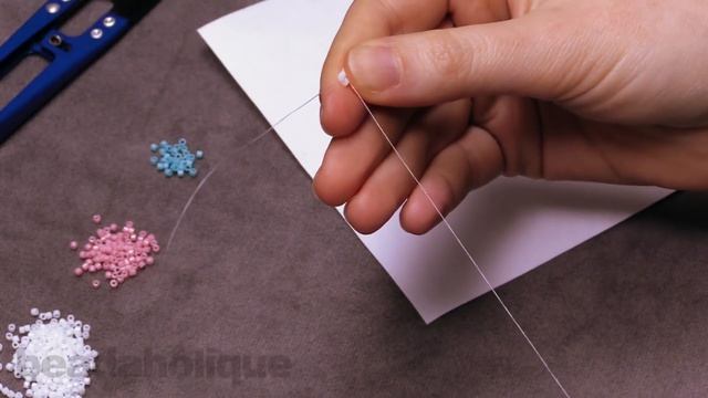 How to Brick Stitch Cute Animal Shapes смотреть онлайн