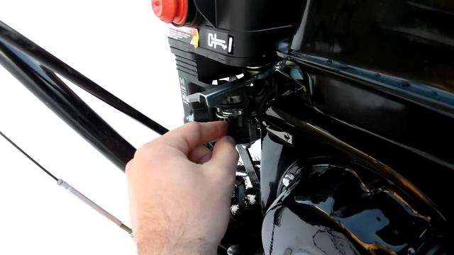 Aiken 650E - Запуск двигателя электростартером смотреть онлайн