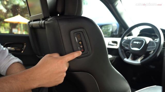 Dodge Durango SRT ? Deportividad total ? Prueba - Reseña (4K) смотреть онлайн