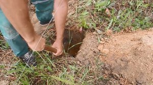 Как выкопать глубокую яму под железобетонный столб