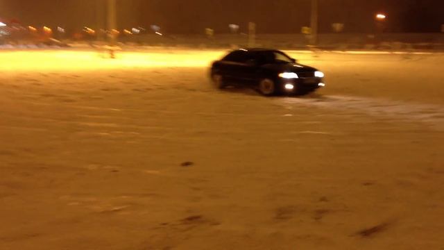 Audi A4 8e quattro 1.8T + snow! смотреть онлайн