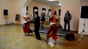 Поет Феликс Царикати