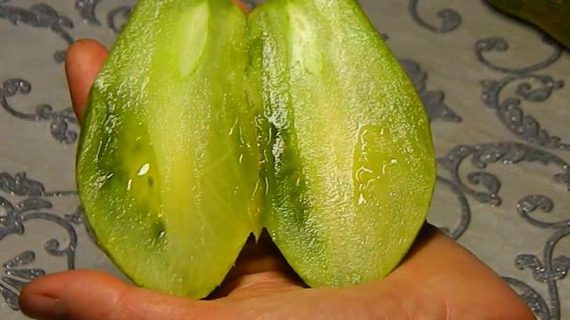 Томат Dwarf Saucy Mary гном. Тест первых зрелых плодов. смотреть онлайн