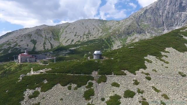 Lomnický štít - Skalnaté pleso - Vysoké Tatry. SLOVENSKO ZHORA - Tipy na výlet. смотреть онлайн