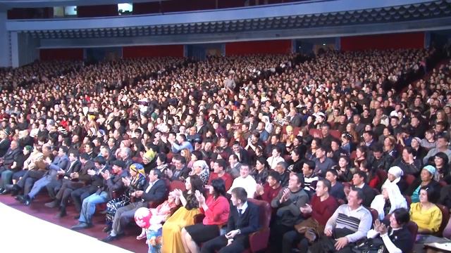 Avaz Oxun - 2015-yilgi Konsert Dasturi