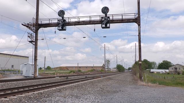 Amtrak's New Acela - Rare Mileage Testing on the Keystone Corridor! смотреть онлайн