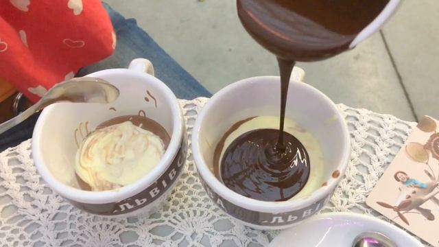 Смешиваем шоколад: белый, молочный и черный смотреть онлайн