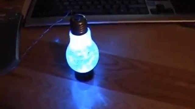 Украшение из лампочки и геля для волос смотреть онлайн