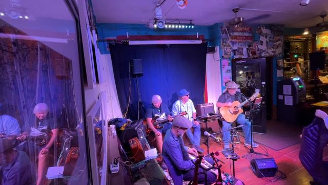 OLD FRIENDS & RING OF FIRE - AT THE UGLY MUG CAFE 13SEP23 смотреть онлайн