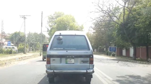 Mid day ride alongside a 2nd generation Toyota Townace смотреть онлайн
