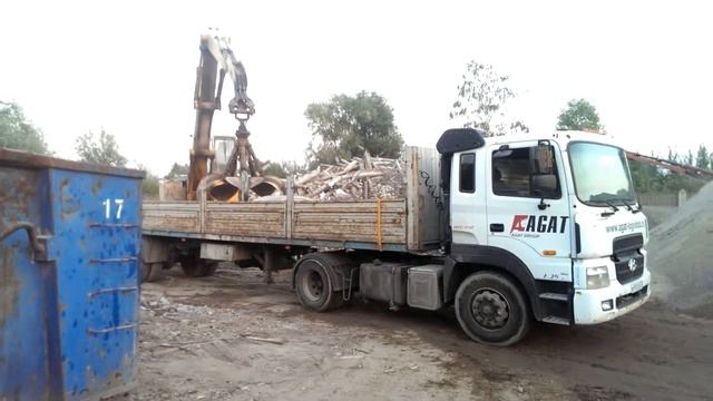 Хендай HD500 в работе. Золотая ручка . Терминатор.