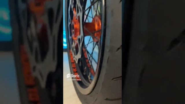 широкие Мотарды Regulmoto Crosstrec 300. смотреть онлайн