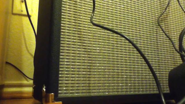 Fender Frontman 25 with Single Coil смотреть онлайн