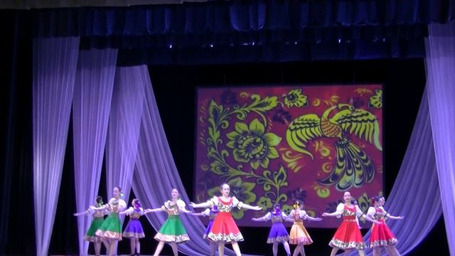 Танец Русская задорная. 6 класс. Школа танца Елены Морозовой.03.03.2024 смотреть онлайн