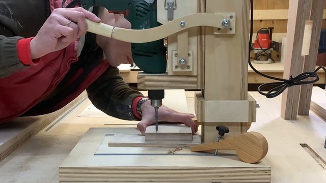 Детская кровать из фанеры. Шпон дуба. смотреть онлайн