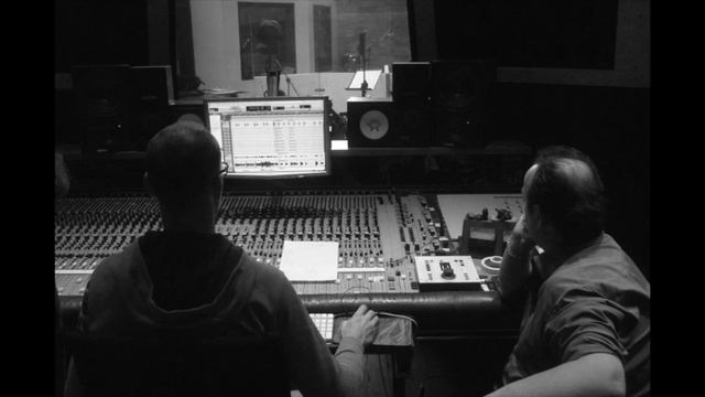 Secondo - Lom a merz (foto Duna Studio Recording sessions) смотреть онлайн