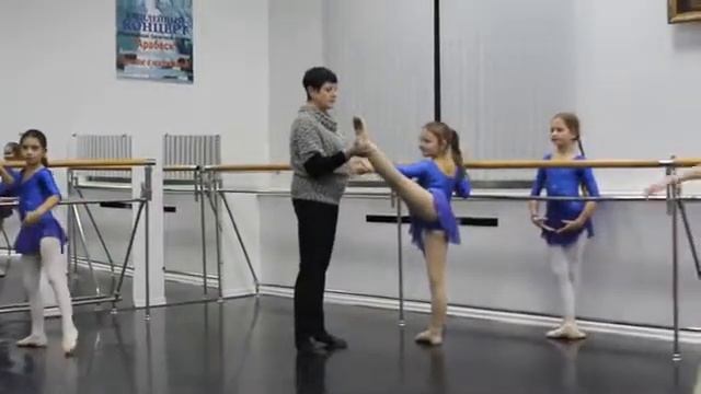 Воробьева Каролина "Маленькие балерины" 2016 смотреть онлайн