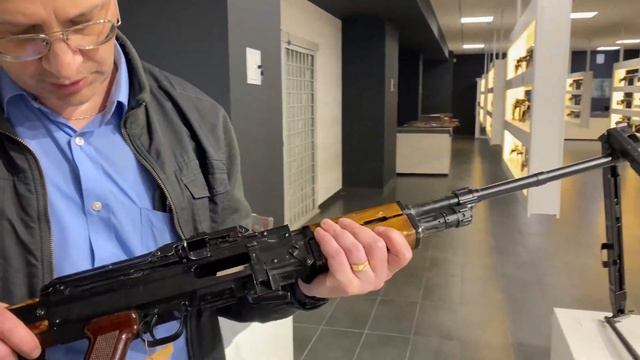 5,45мм опытные ручные пулеметы ПУ-1 и ПУ-21 / 5,45mm experimental PU-1 and PU-21 light machine guns смотреть онлайн