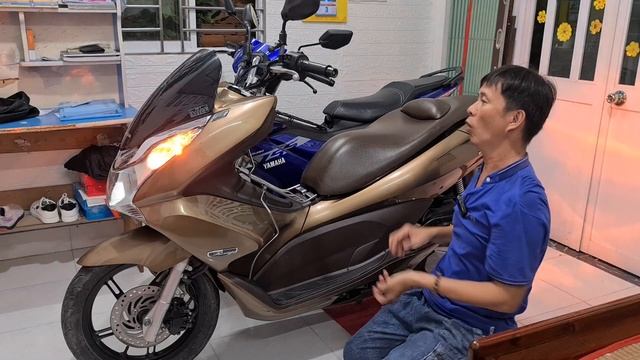 Honda PCX 125 2011 và 1 số lỗi các bạn thắc mắc #pcx125 #hondapcx #hondapcx125 #xemay смотреть онлайн