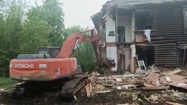 Красивый подкоп и 8 метровая печь разваливается на кирпичики смотреть онлайн