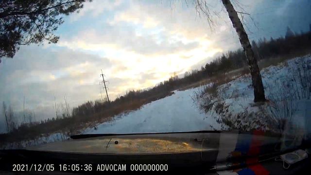 Незнакомая дорога от речки Ольшанки по лесу смотреть онлайн