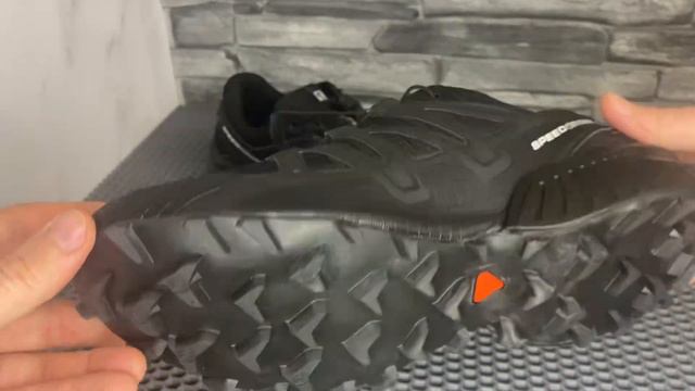 Кроссовки Salomon Speedcross 4 смотреть онлайн