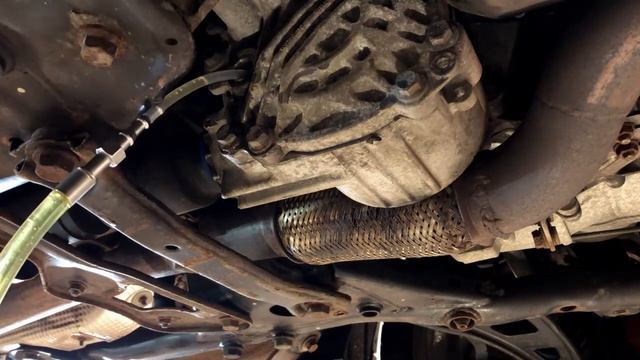 Mini Cooper Countryman R60 JCW 4All / Allrad Differential Öl / Verteilergetriebe Öl Wechsel