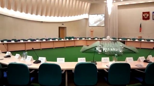 Хрустальный ЗАЛ администрации области....(когда-то этим всем заведовал!) смотреть онлайн