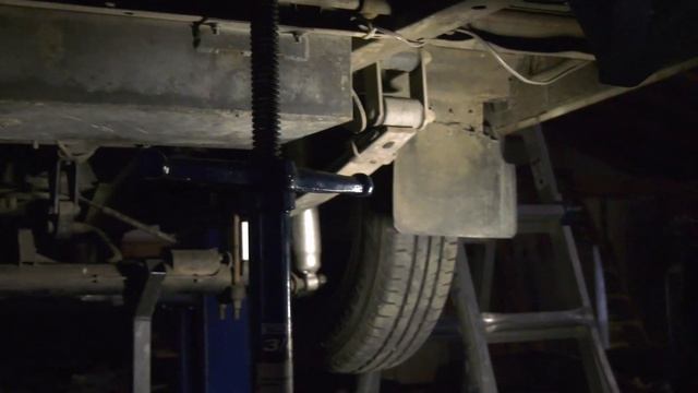 Winnebago LeSharo rear suspension completion tips смотреть онлайн