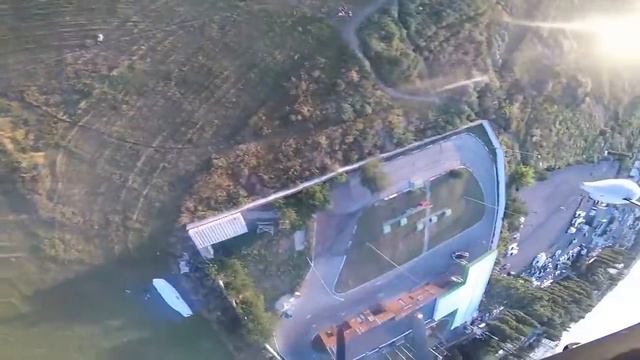 Камера на радиоуправляемом самолете Dynam Sbach  342