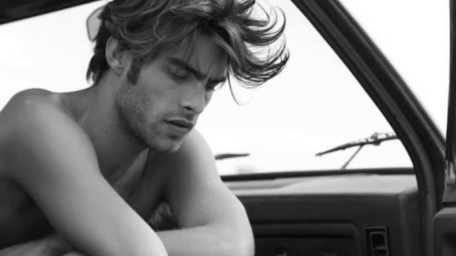 Jon Kortajarena - Baby Did A Bad Bad Thing смотреть онлайн