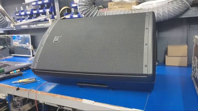JBL EON 615 no Power смотреть онлайн