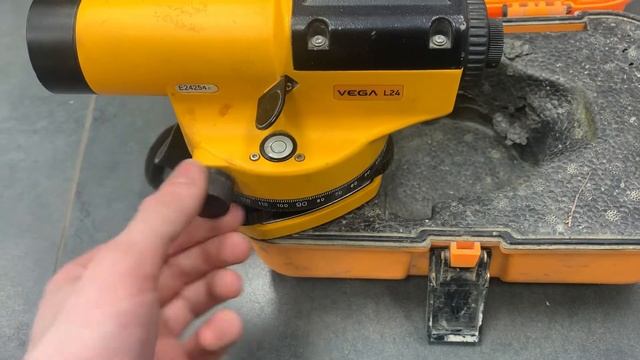 Нивелир Vega L24