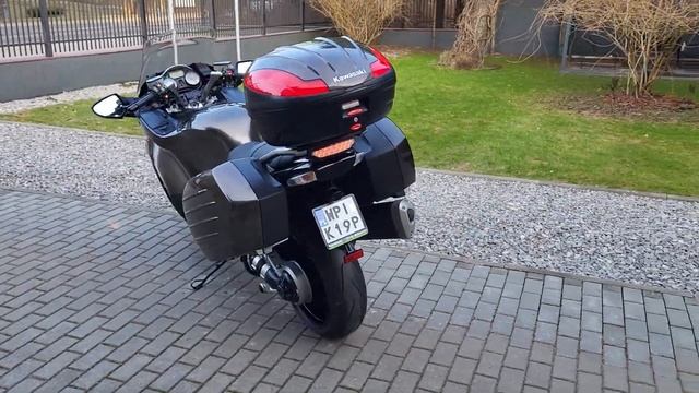 KAWASAKI GTR1400 2011r. смотреть онлайн