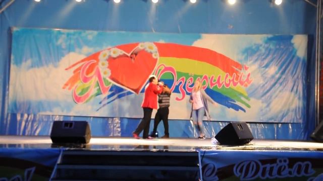 Я молодой .Поет МИХАИЛ МИХАЙЛОВ смотреть онлайн