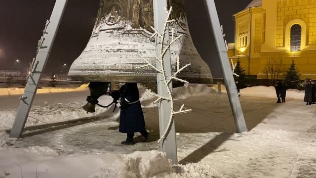 Царь-колокол за 100 млн ₽ в Нижнем Новгороде. Новогодний звон смотреть онлайн