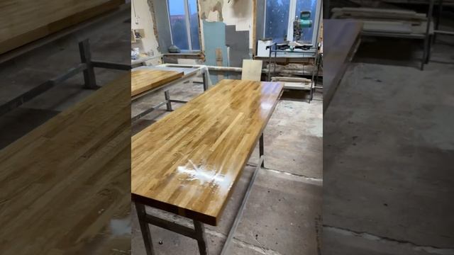Столешницы под эпоксидной смолой смотреть онлайн