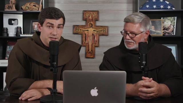 Priests React to TikTok смотреть онлайн